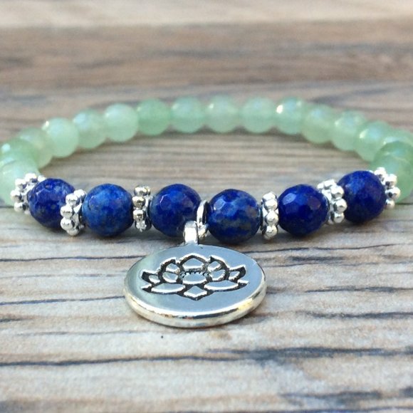 Aventurine bracelet with Lotus charm, Lapis, healing bracelet - Picture 4 of 9